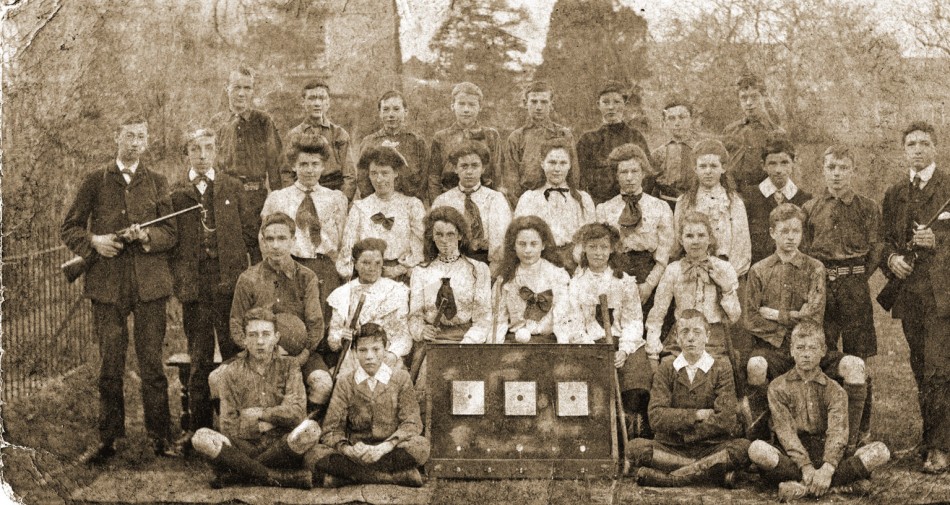 Quorn Rawlins sports day, about 1907