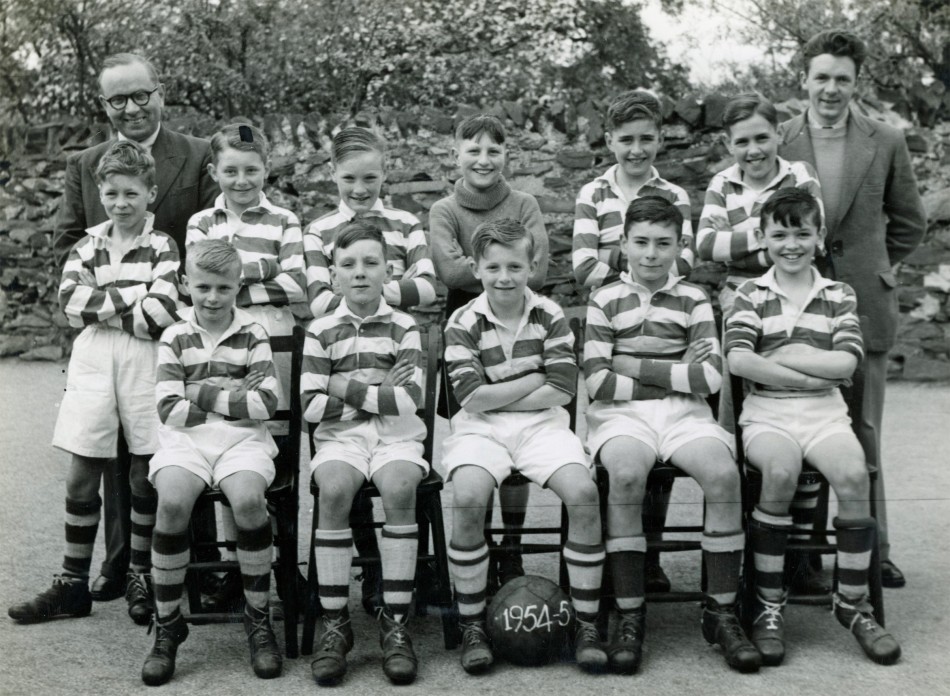 St Barts Primary School football team, 1954-55