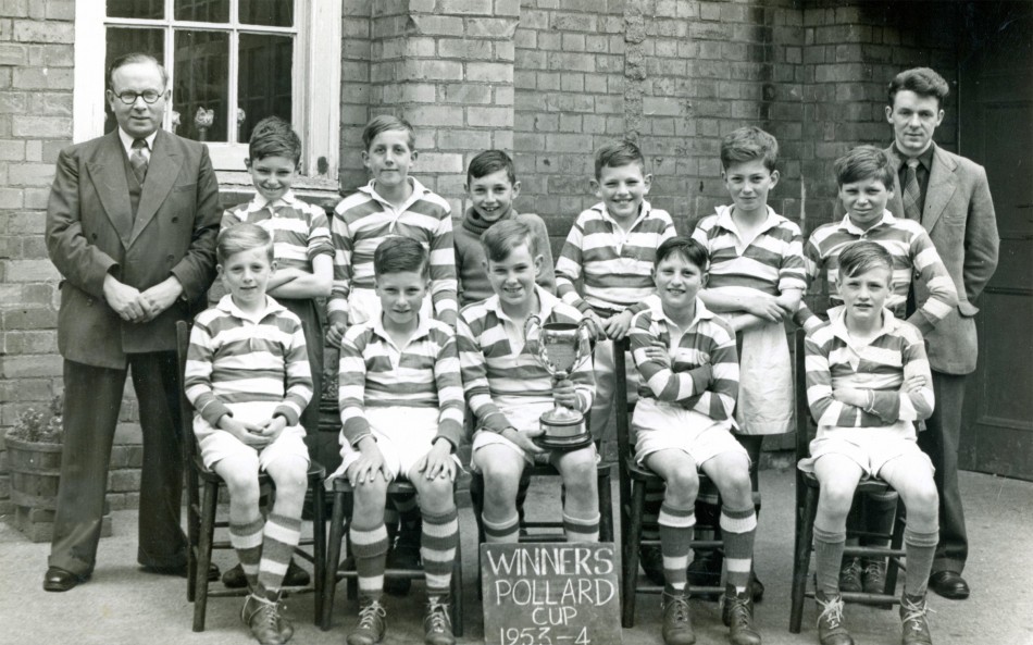 St Barts Primary School football team, 1953-54
