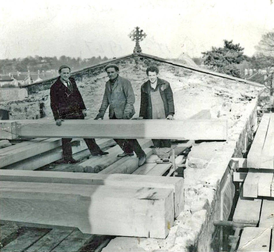 Replacing the Church roof after the Church fire in 1965
