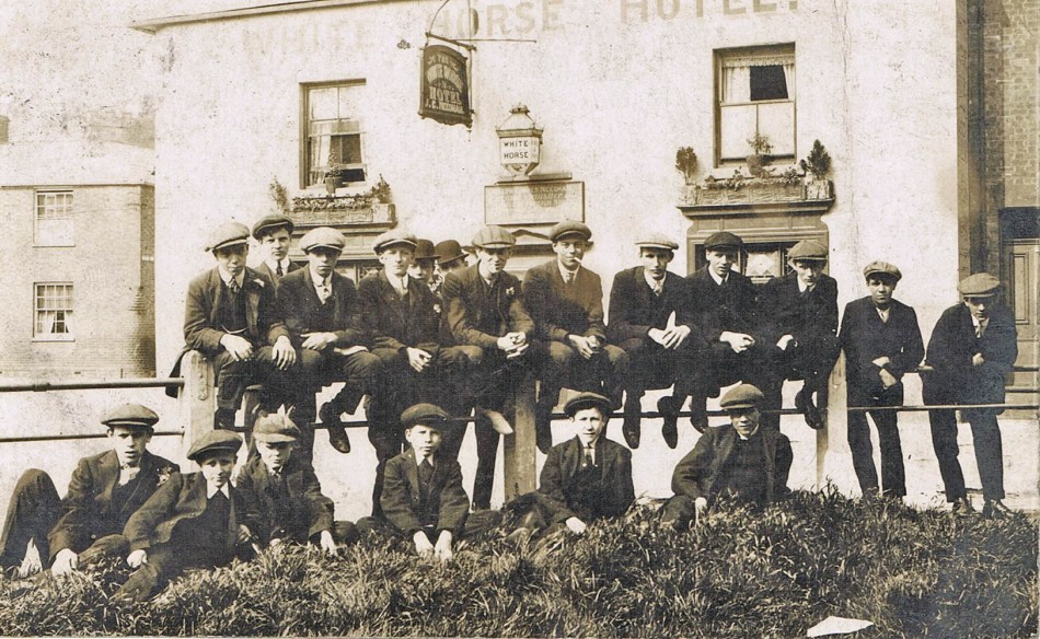 Quorn lads, Quorn Cross 1912
