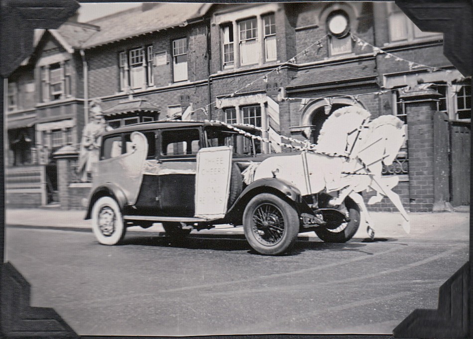 1935 Jubilee Celebrations, Quorn � What a float!
