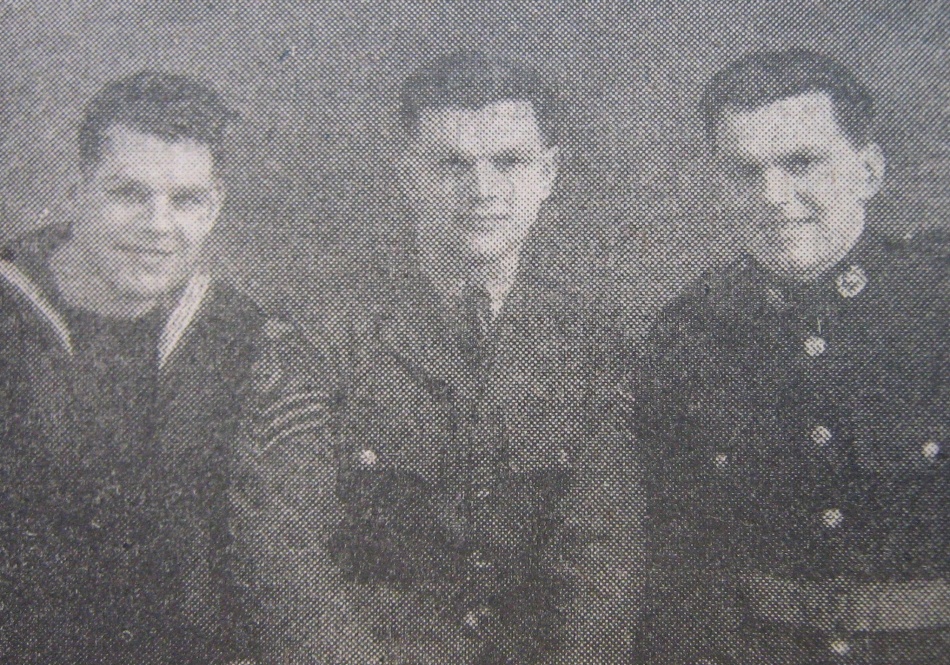 Sykes brothers meet on leave 1944