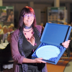  Sue Templeman receiving the award 